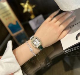 Picture of Cartier Watches Women Coussin De Cartier _SKU1919cartier-30.44x33.78x72902